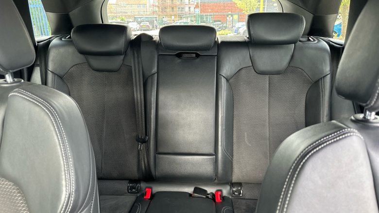 Audi Q5 40 TDI Quattro S Line 5dr S Tronic Diesel Estate